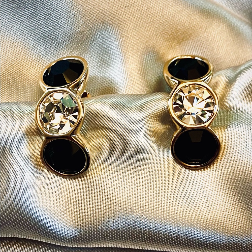 Swarovski SAL Gold tone Crystal earrings, Vintage 80’s.
